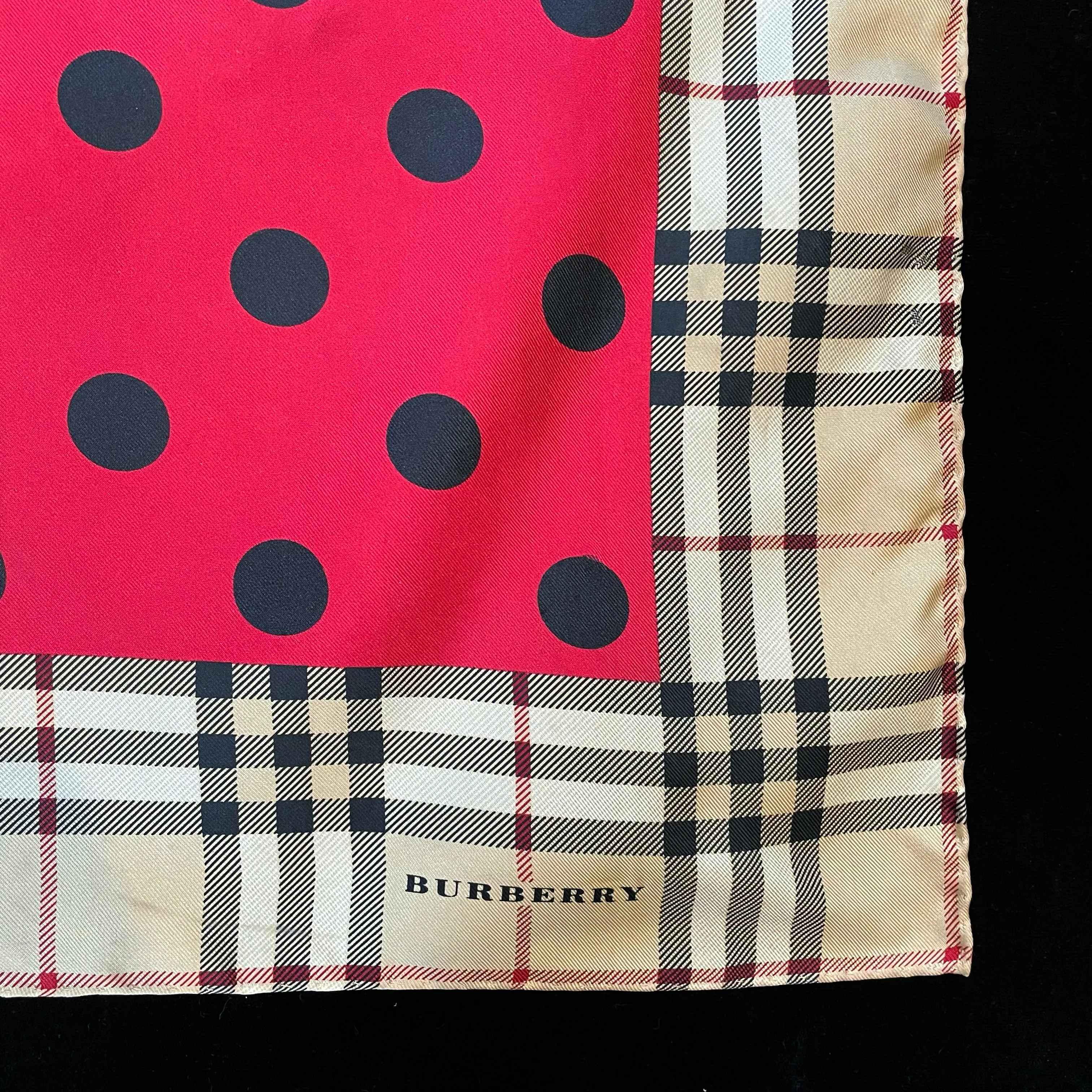 A Y2K BURBERRY POLKADOT SCARF