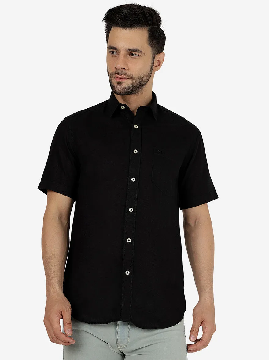 Black Solid Slim Fit Semi Casual Shirt | JadeBlue