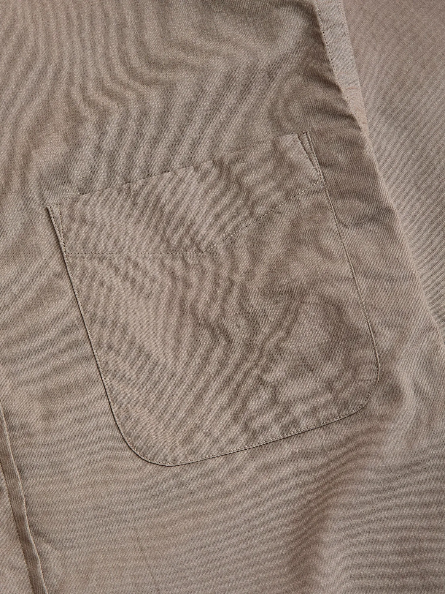 Broad Cloth Short Sleeve Button-Down Shirt in Beige