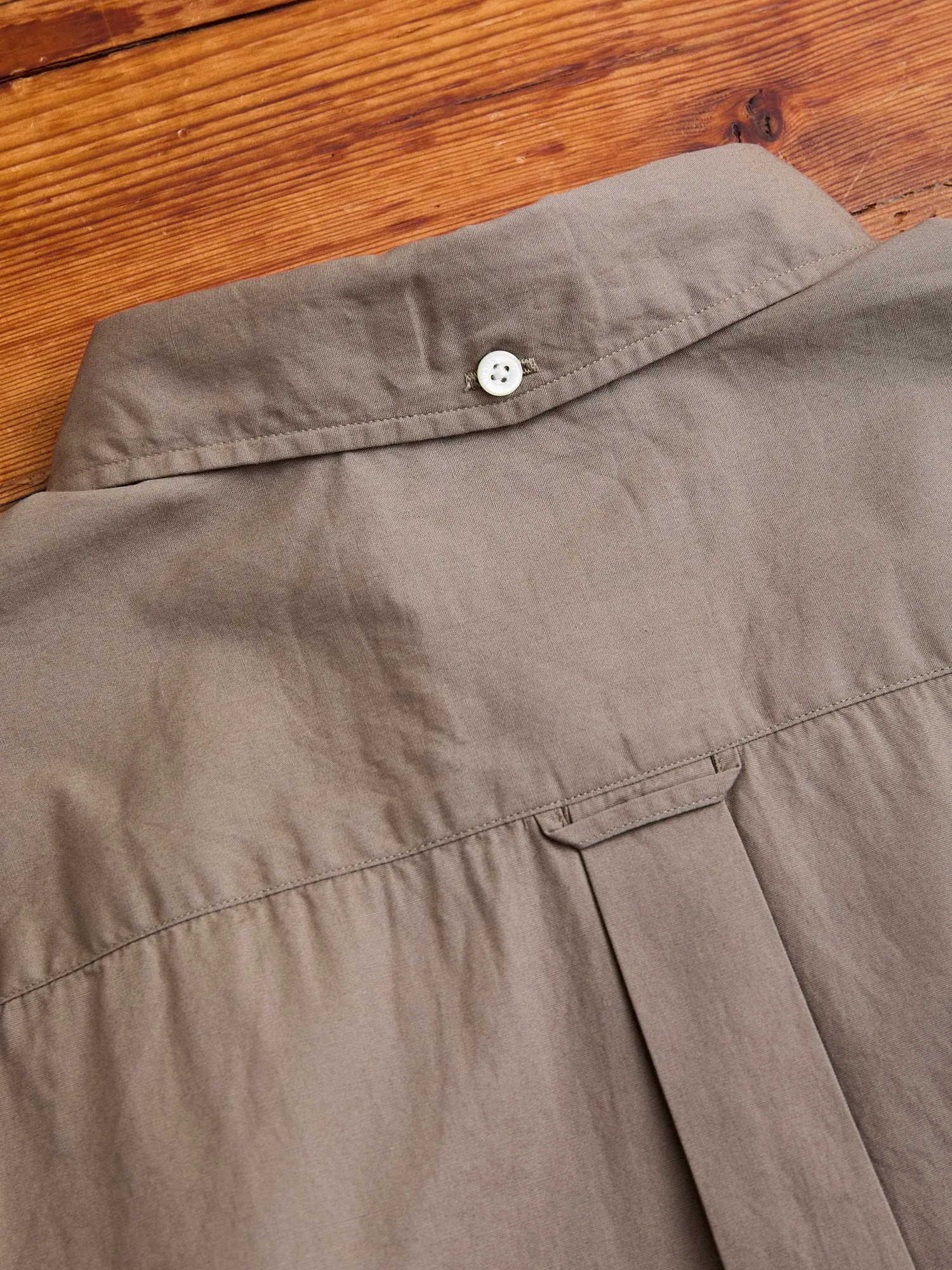 Broad Cloth Short Sleeve Button-Down Shirt in Beige