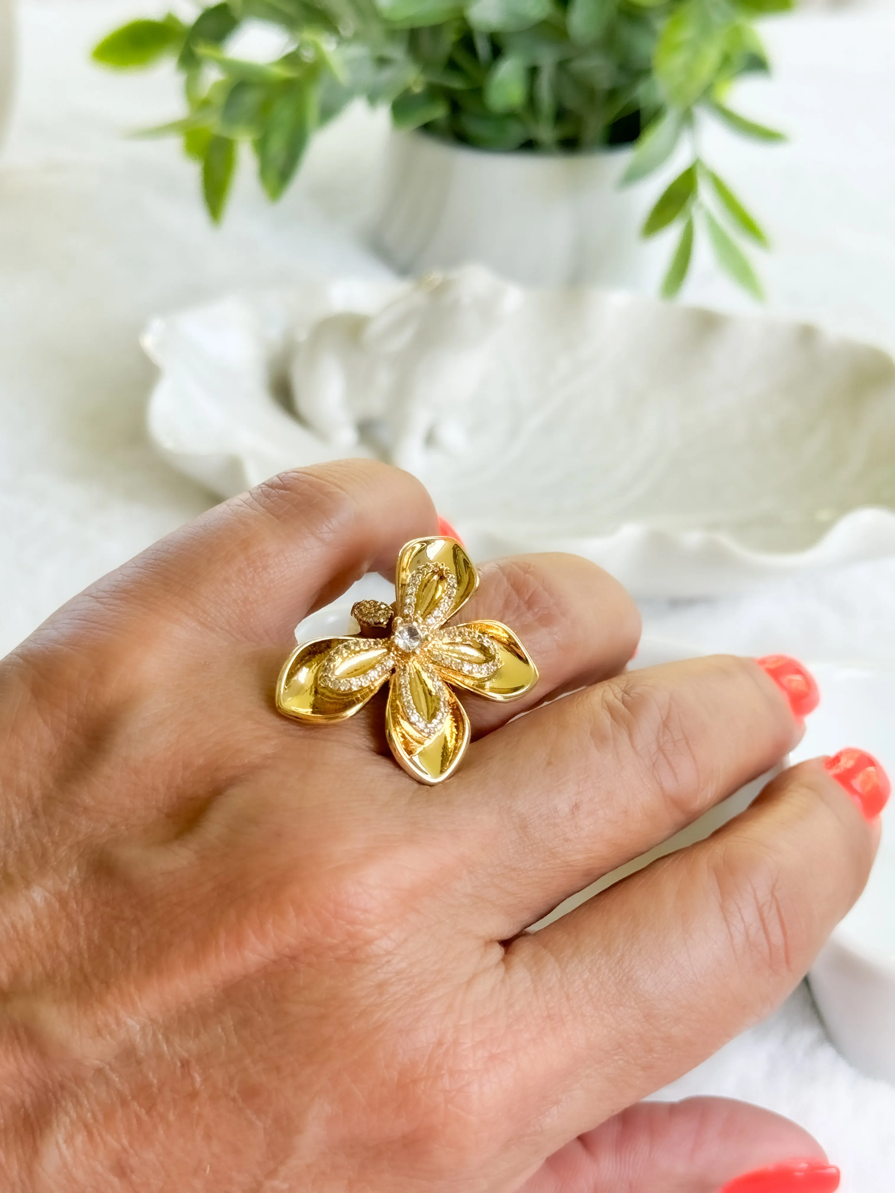 Cecily ring