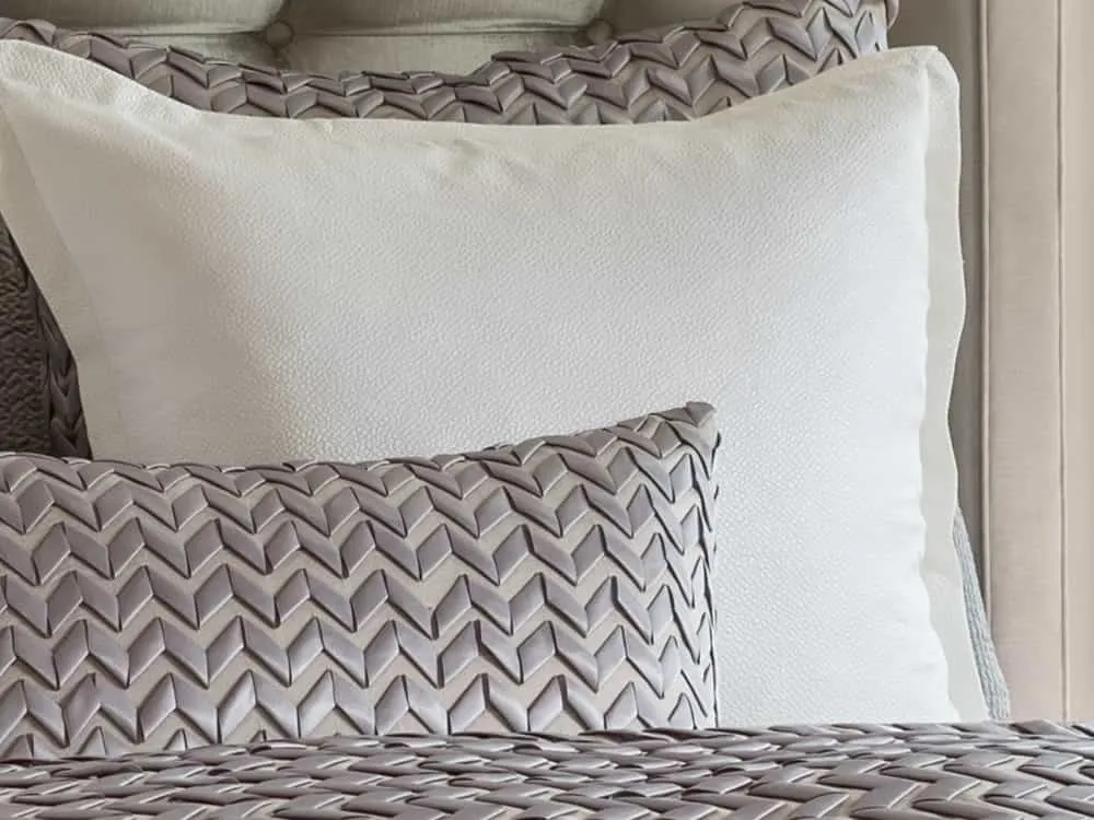 Gia Std Pillow Cotton & Silk 20x26