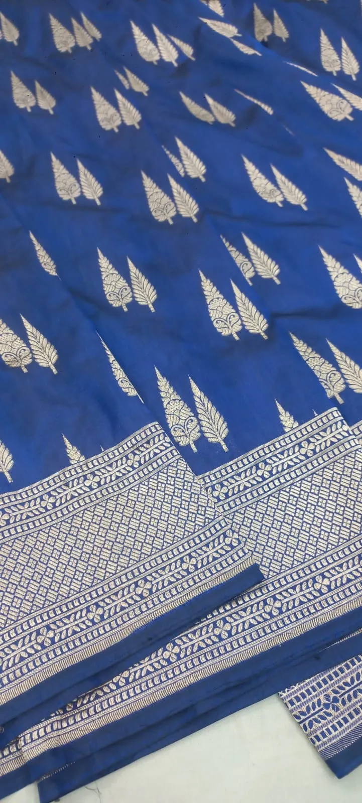 Handwoven Pure Banarasi Katan Silk Orange with Double Zari Weaved work Saree