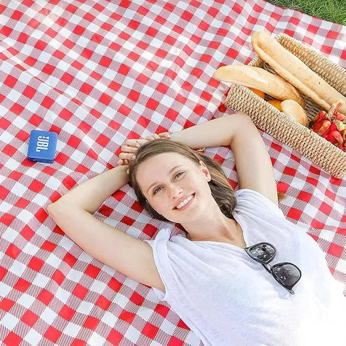 K Y KANGYUN Outdoor Picnic Blanket, Extra Large Beach Blanket, Foldable Lightweight Waterproof Sand Mat, Picnic Blanket 80" x 60" for Beach Camping Hiking Park Patio (Red, 80x80 inch)