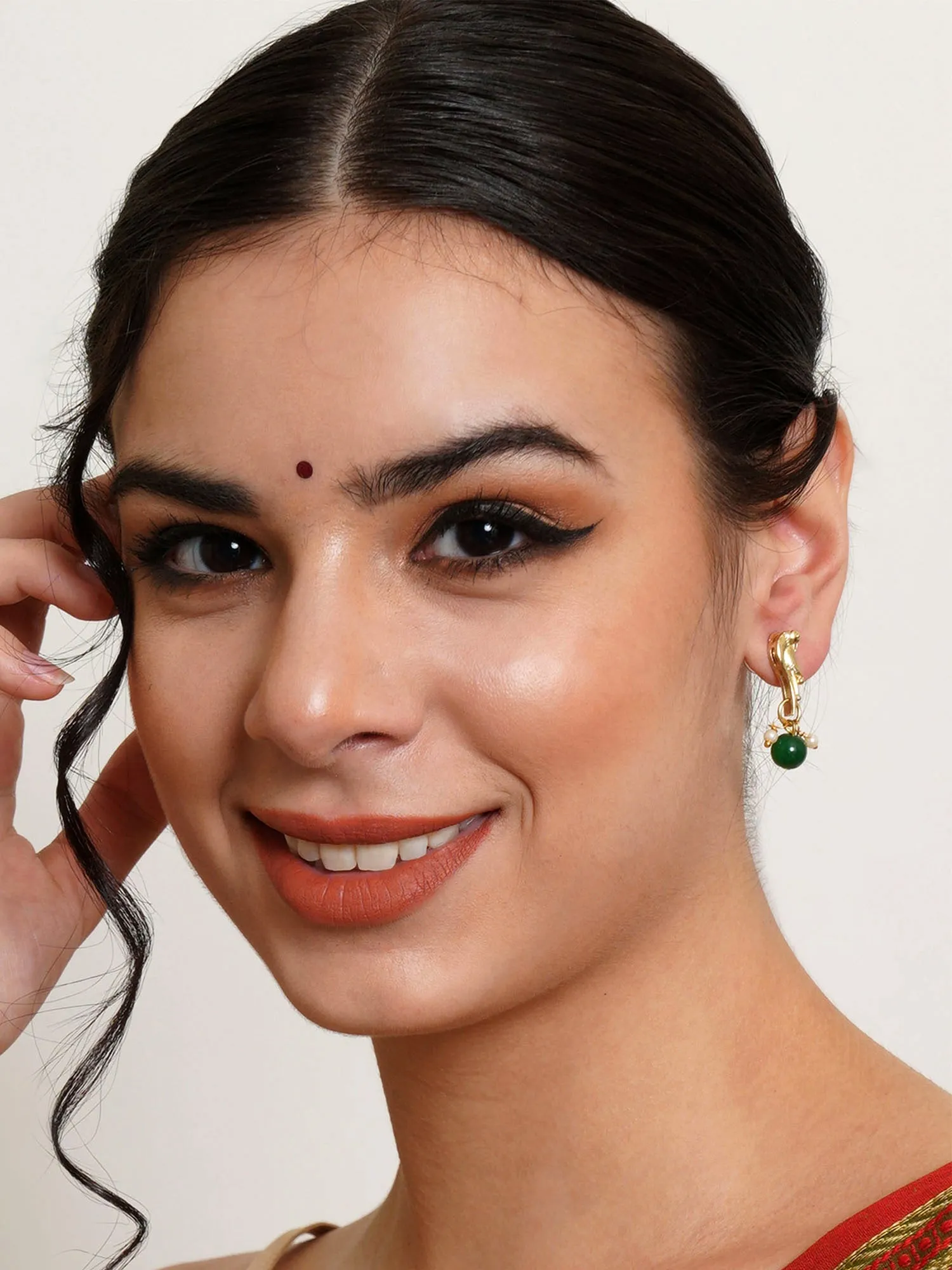 Karatcart Set of 4 Handcrafted Kundan Earrings Combo for Women