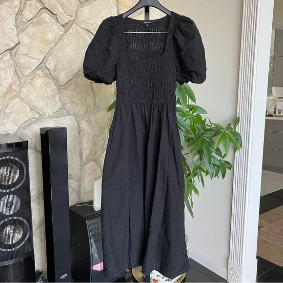 Madewell Lucie Puff-Sleeve Midi Dress