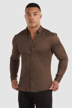Muscle Fit Signature Shirt in Chocolate