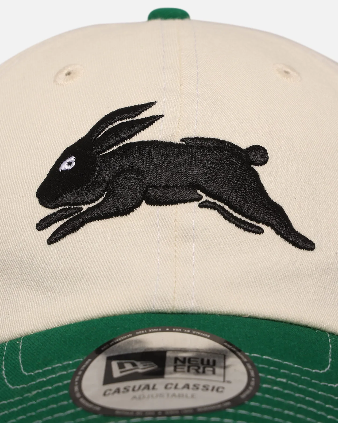 New Era South Sydney Rabbitohs 'NRL 2-Tone 2025 Collection' Casual Classic Strapback Chrome White