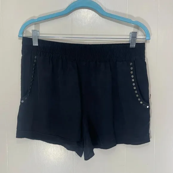 Pam &amp; Gela 100% Silk Black Studded Shorts Casual Relaxed Fit Women’s Size Medium