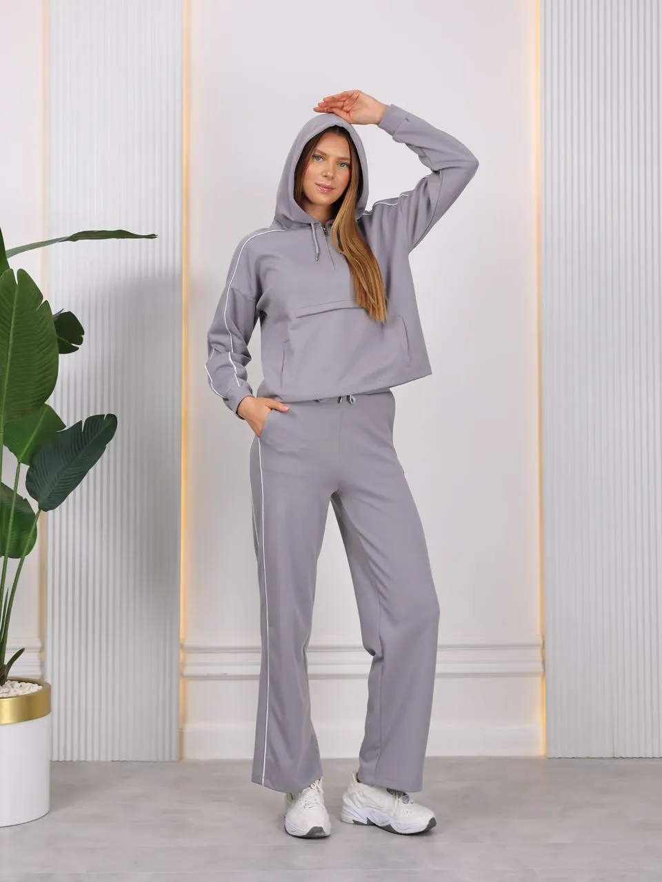 Pants / Hoodie in Grey  -  MARSEL
