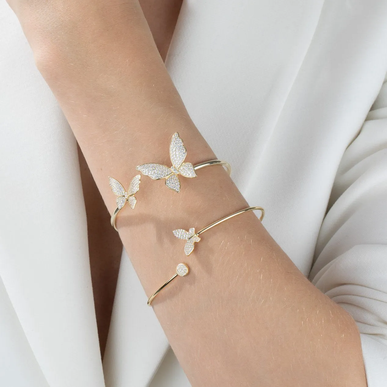 Pavé Butterfly X Circle Bangle