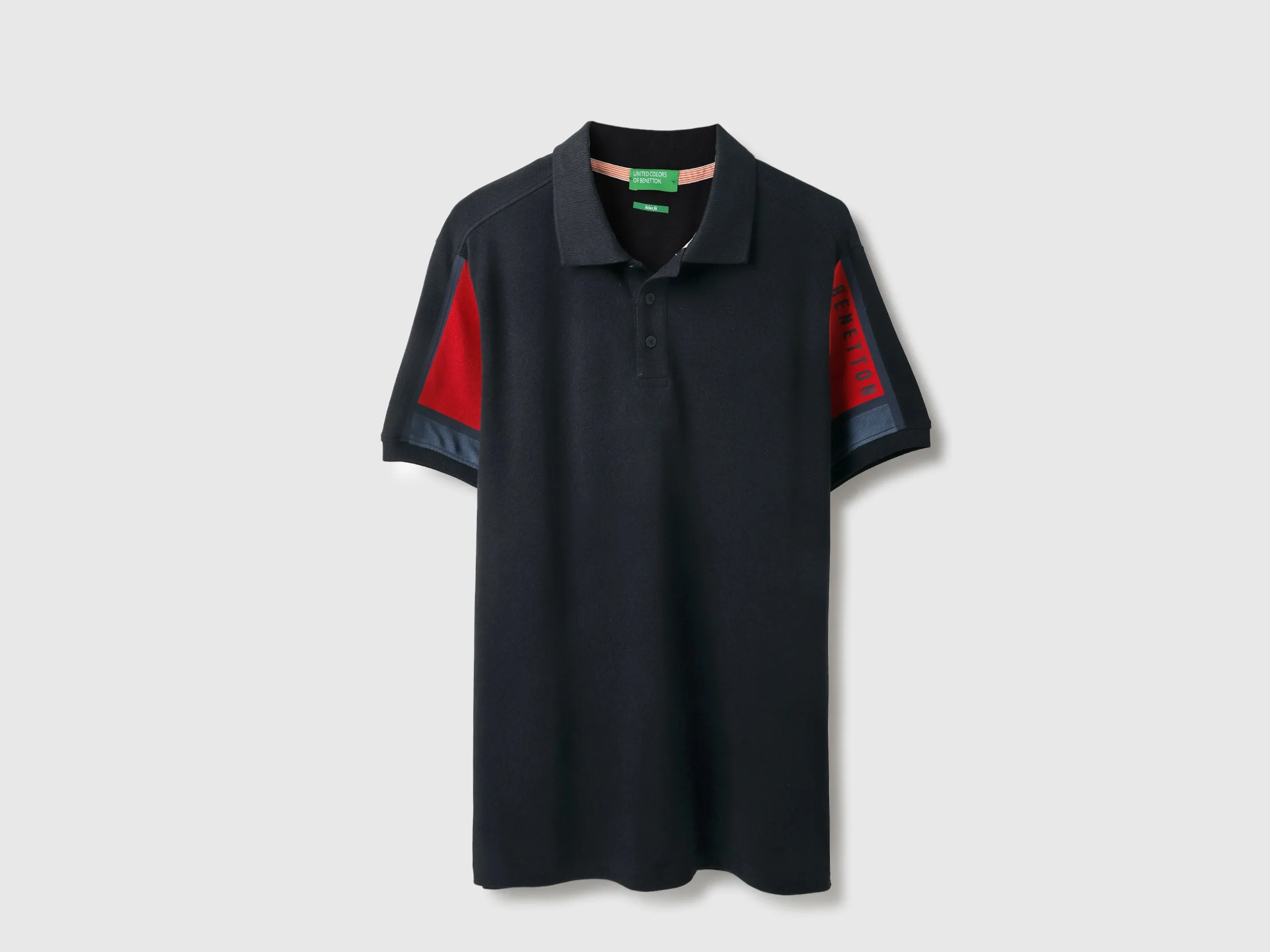 Relaxed Fit Polo Neck Solid Tshirt