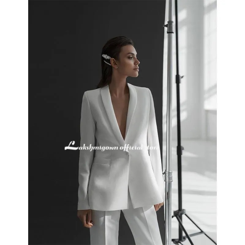 Roycebridal Newest Elegant Satin V-neck Wedding Dress