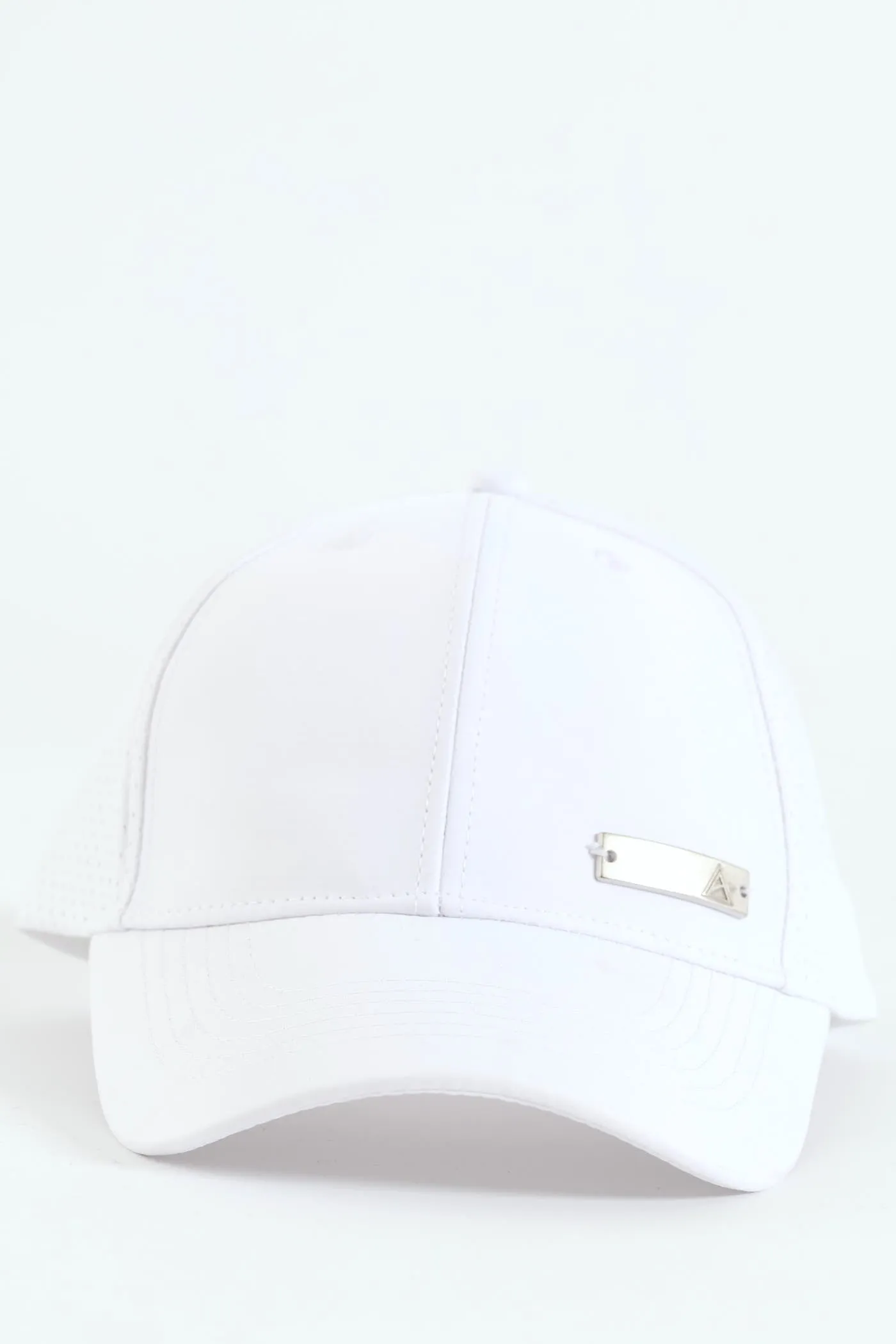 Runner Cap With Metal Ingot - White