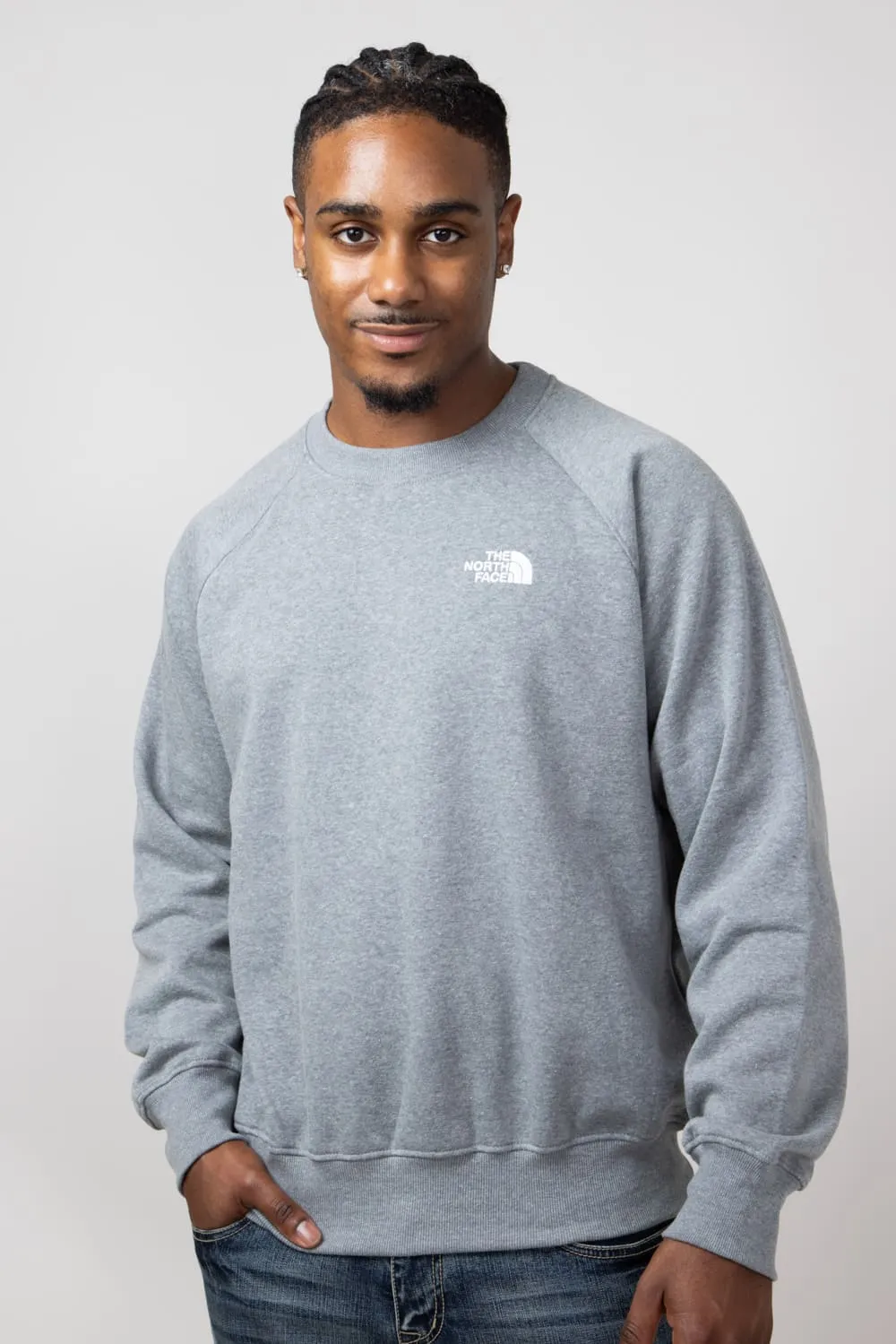 The North Face Evolution Crew Sweatshirt for Men in Grey | NF0A86WA-GAZ-GRY