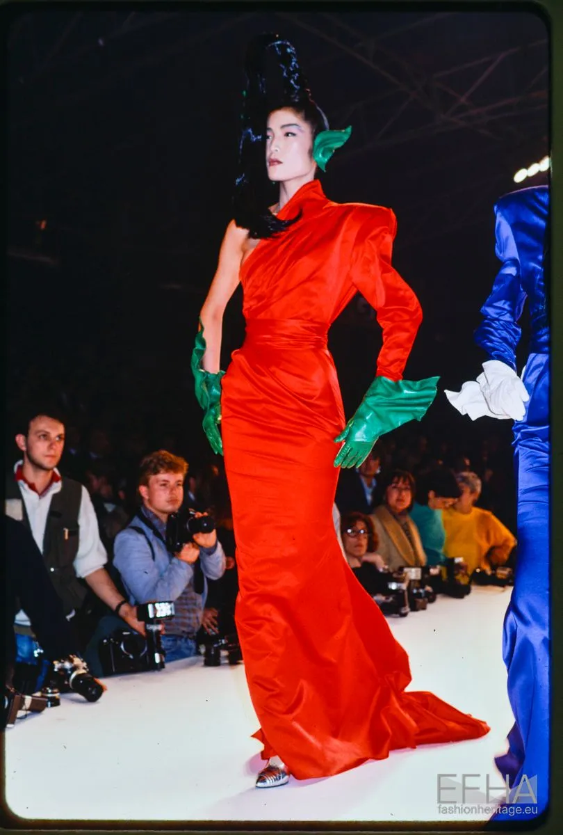 Thierry Mugler Fall 1986 Red Silk One Shoulder Gown