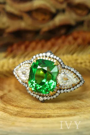 Tsavorite and Diamond Ring