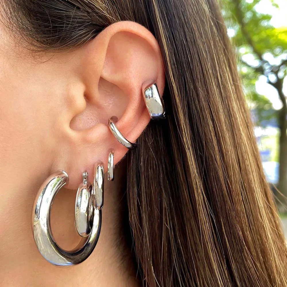 Tubular Hoop Earring