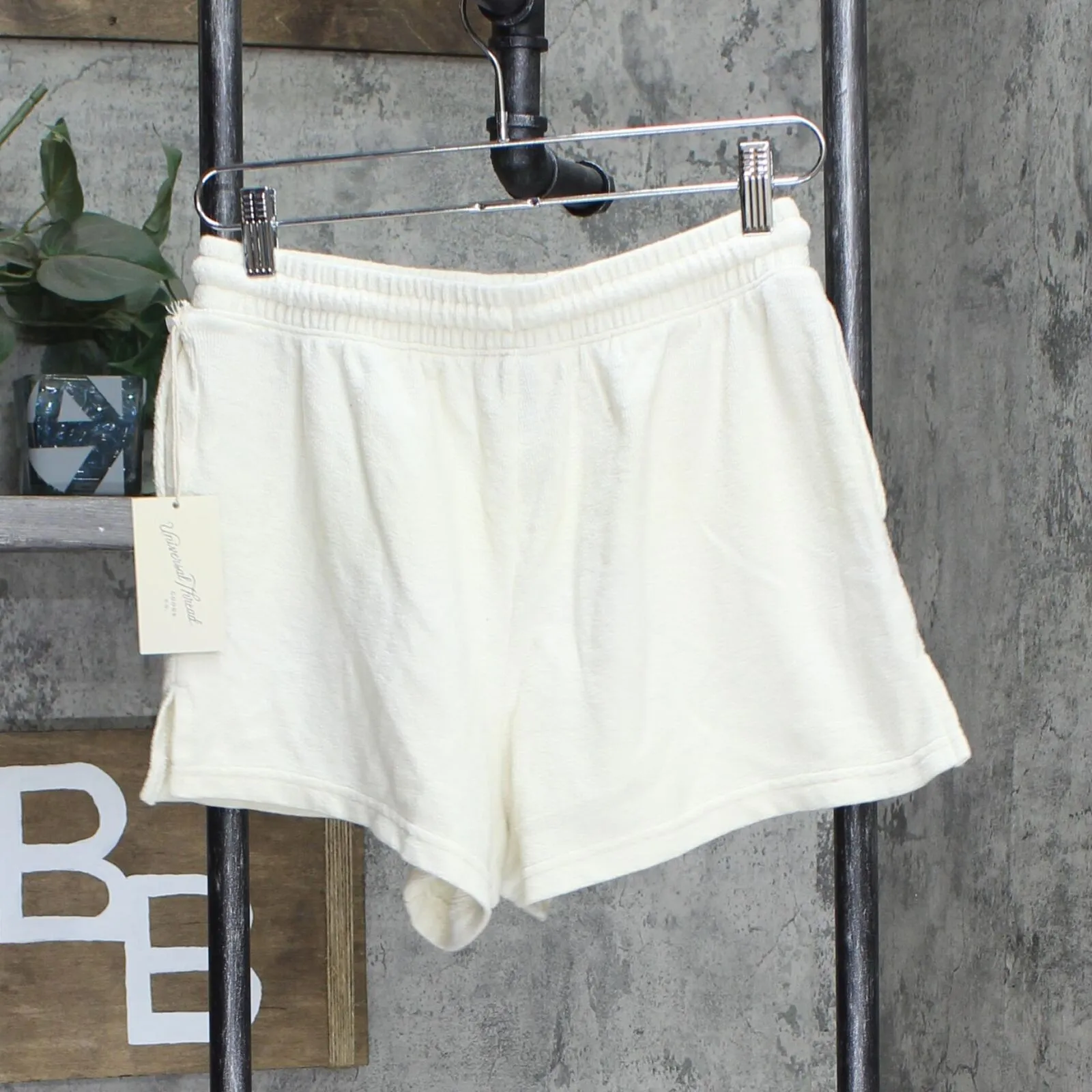 Universal Thread Women's High-Rise French Terry Pull-On Shorts